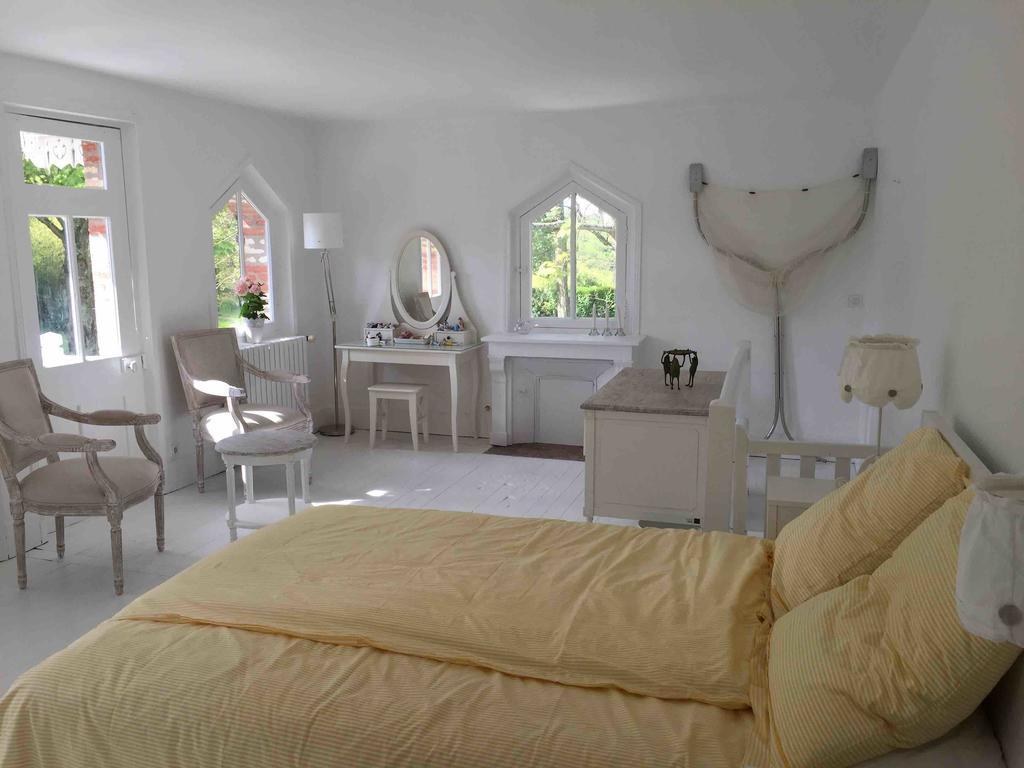 Les Graves Villa วิลเลอร์วิลล์ ภายนอก รูปภาพ